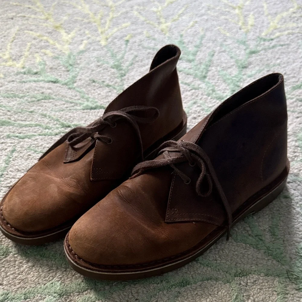 Clarks Dark Brown Chukka Boots 9.5